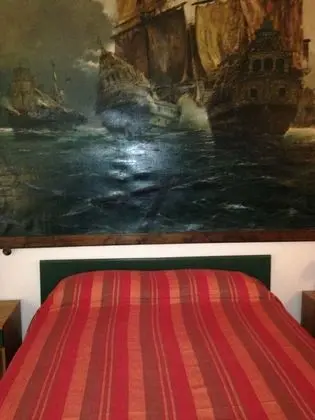 Üç Kişilik Oda