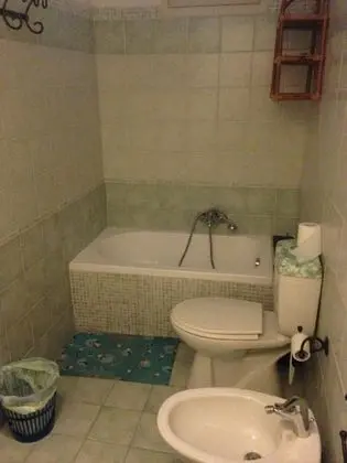 Üç Kişilik Oda