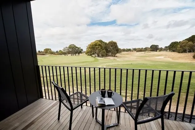 Eagle Suite