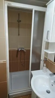 Economy Tek Büyük Yataklı Oda