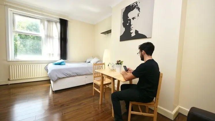 Design Stüdyo Süit, 1 Çift Kişilik Yatak