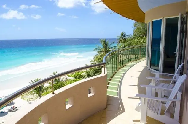 Luxury Oceanfront Suite, 2 Bedrooms, Balcony