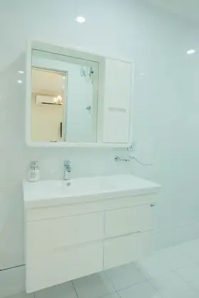 Premier Stüdyo, Banyolu/Duşlu