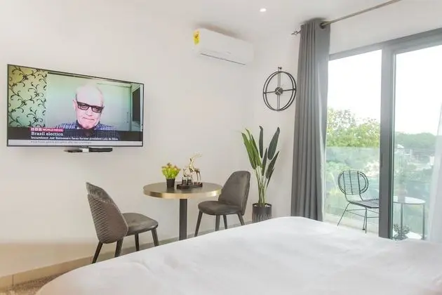 Studio Apartment