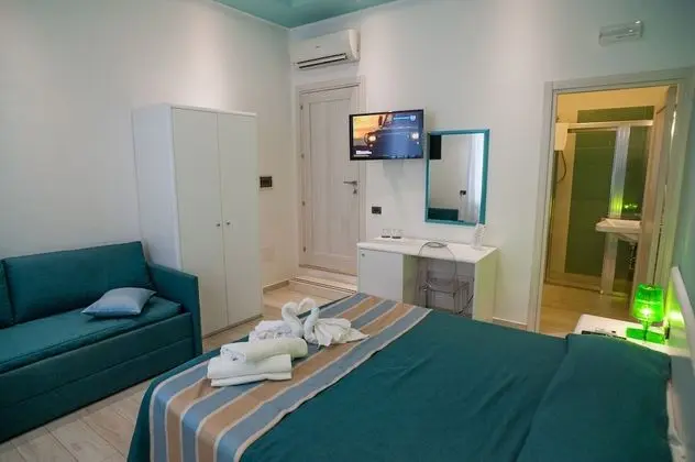 Basic Üç Kişilik Oda