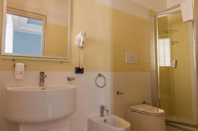 Dört Kişilik Oda, Balkon