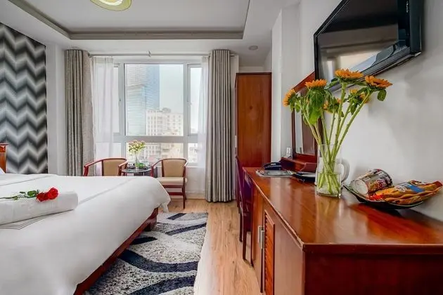 Deluxe Tek Büyük Yataklı Oda, Şehir Manzaralı