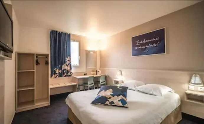 Basic Tek Büyük Yataklı Oda