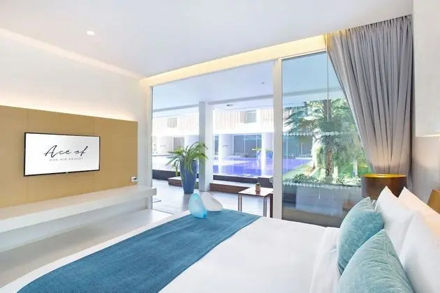 Two-Bedroom Suite Pool Access