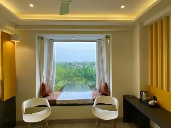 Luxury Tek Büyük veya İki Ayrı Yataklı Oda, Şehir Manzaralı