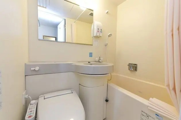 Tek Kişilik Oda, Sigara İçilebilir