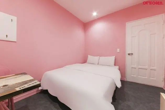 Economy Tek Büyük Yataklı Oda