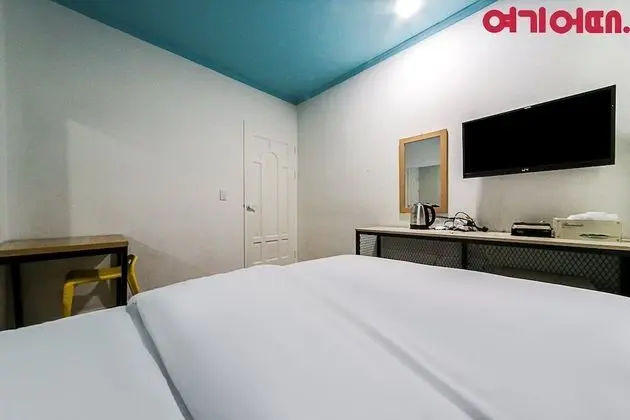 Economy Tek Büyük Yataklı Oda