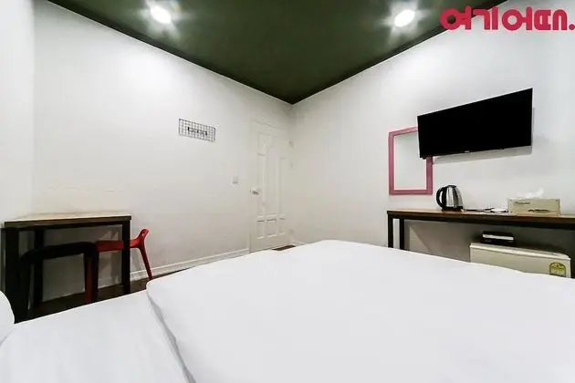 Economy Tek Büyük Yataklı Oda