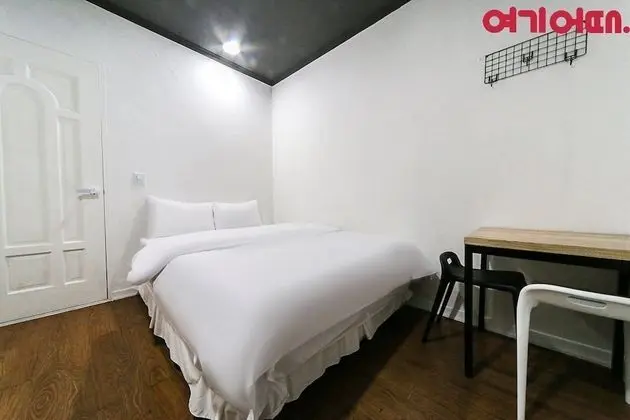 Economy Tek Büyük Yataklı Oda