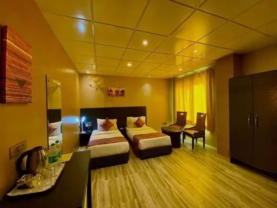 Luxury Tek Büyük veya İki Ayrı Yataklı Oda, Şehir Manzaralı