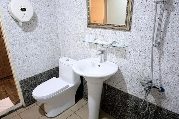 Business Dört Kişilik Oda, 2 Çift Kişilik Yatak, Engellilere Uygun, Sigara İçilmez