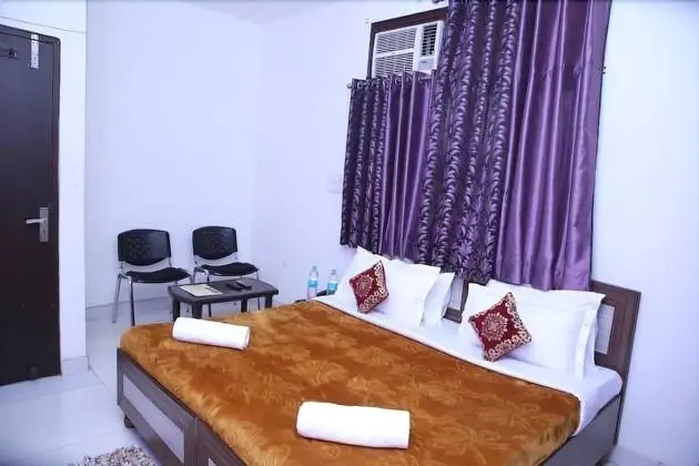 Deluxe Tek Büyük Yataklı Oda, Sigara İçilebilir, Şehir Manzaralı