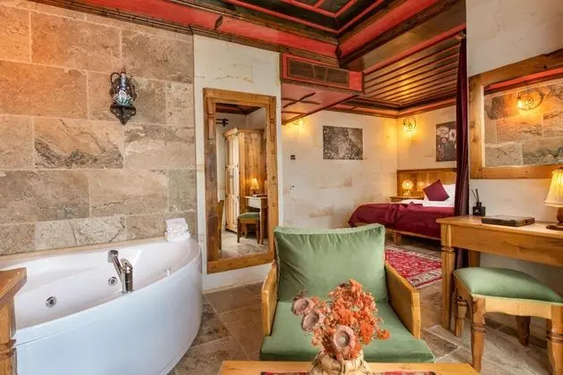 Stone Deluxe Room, Şehir Manzaralı, Jakuzili
