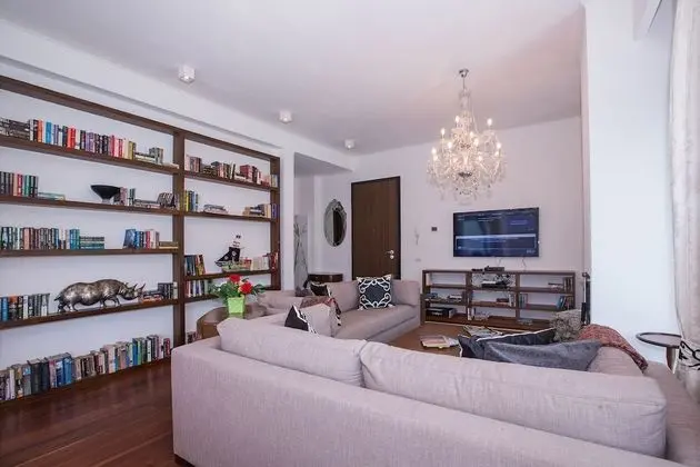 Apart Daire, 5 Yatak Odası