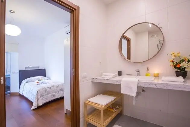 Apart Daire, 5 Yatak Odası