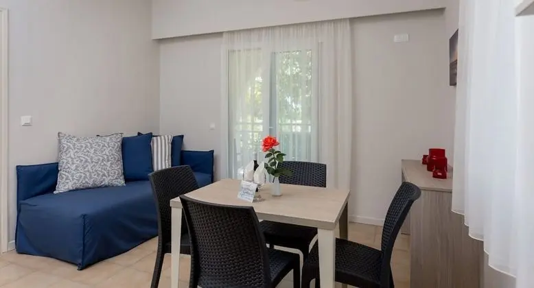 Apart Daire, Bahçe Manzaralı
