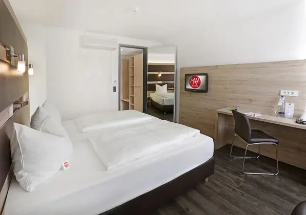 Superior Tek Büyük Yataklı Oda, Şehir Manzaralı