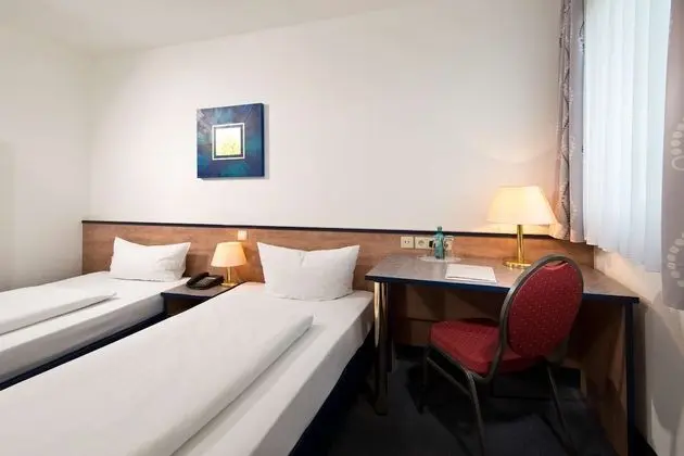 Economy Tek Büyük Yataklı Oda