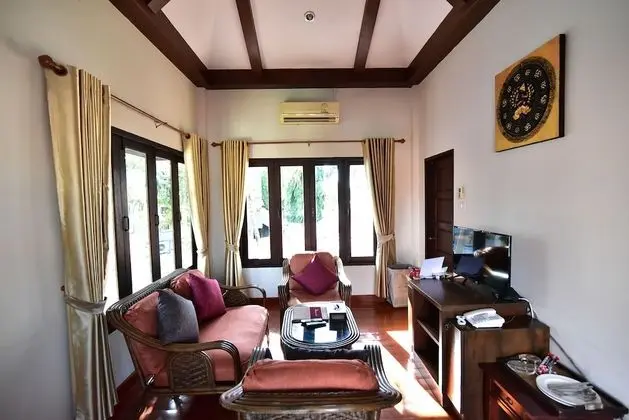 3 Bedrooms Villa