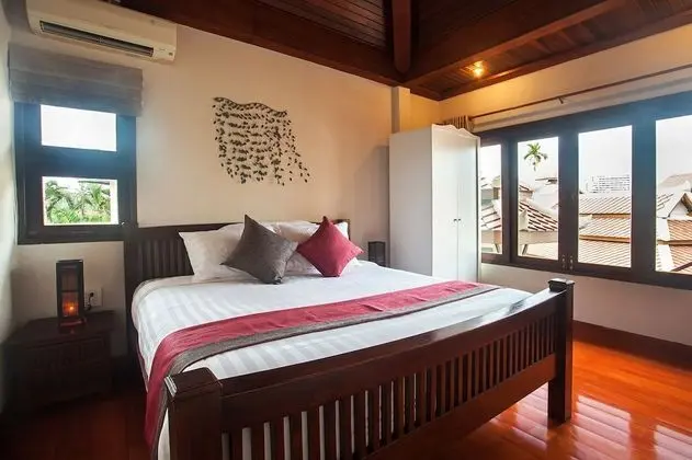 Deluxe Villa, 3 Yatak Odası, 2 Banyolu, Havuz Manzaralı
