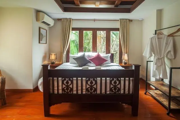 Deluxe Villa, 3 Yatak Odası, 2 Banyolu, Havuz Manzaralı