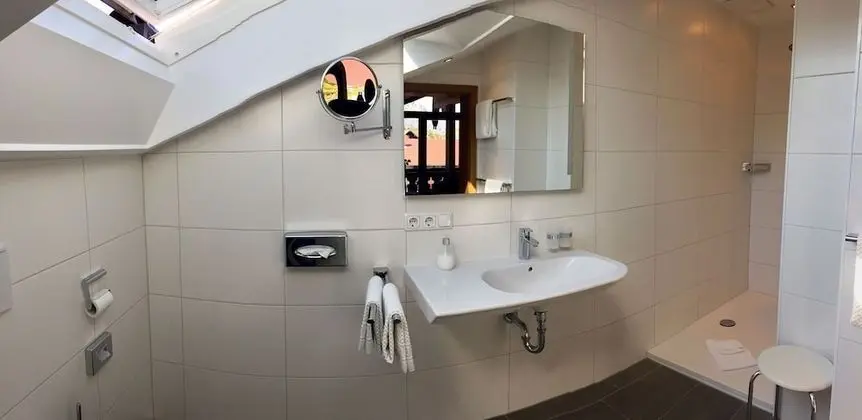 Superior Tek Büyük Yataklı Oda