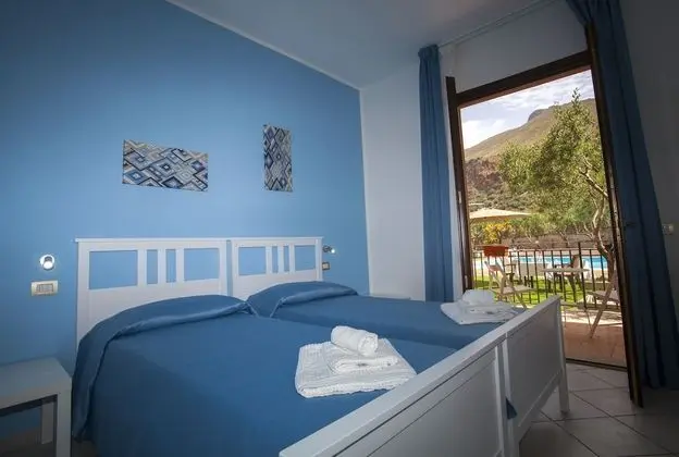 Tek Büyük veya İki Ayrı Yataklı Oda