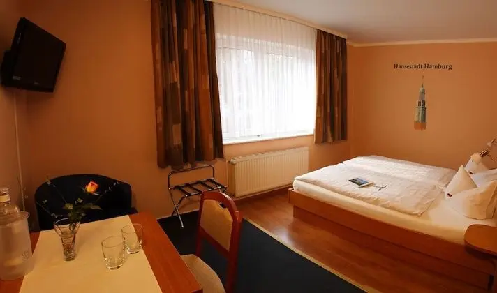 Tek Büyük Yataklı Oda