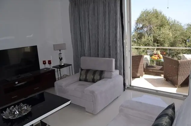 Villa, 4 Yatak Odası, Kişiye Özel Havuzlu, Deniz Manzaralı