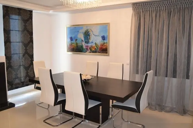 Villa, 4 Yatak Odası, Kişiye Özel Havuzlu, Deniz Manzaralı