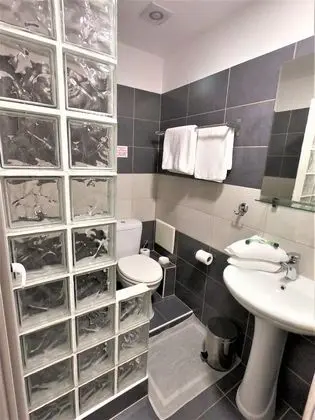 Tek Büyük Yataklı Oda, Özel Banyo
