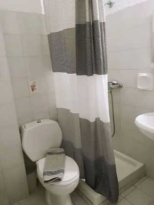 Basic Tek Büyük Yataklı Oda
