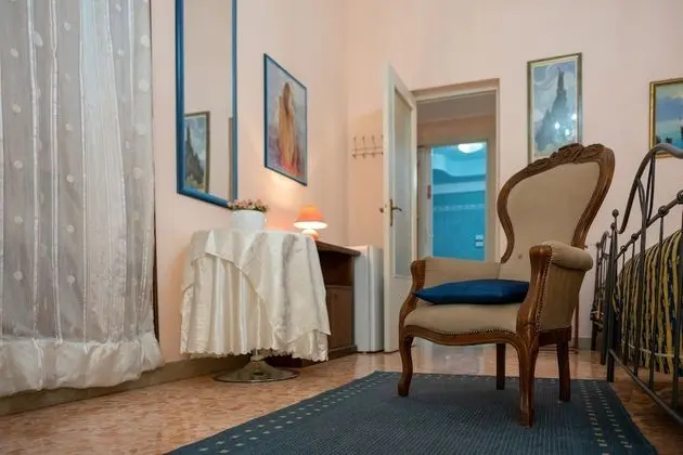 Standard Üç Kişilik Oda