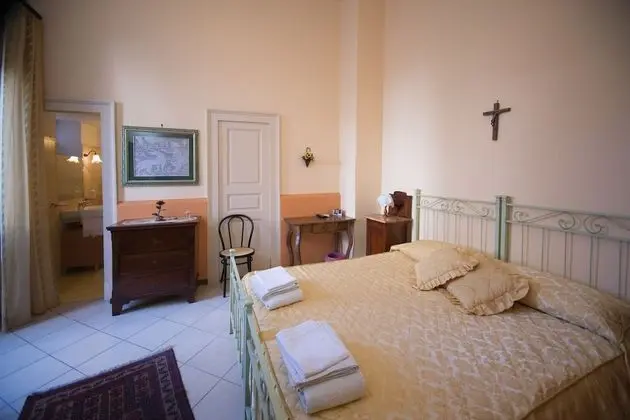 Comfort Tek Büyük veya İki Ayrı Yataklı Oda