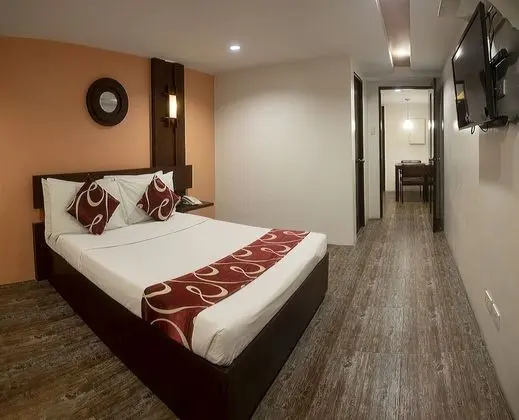Deluxe One Bedroom