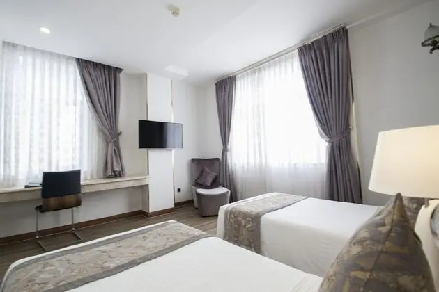 Premium Tek Büyük veya İki Ayrı Yataklı Oda