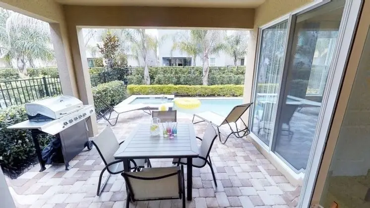 Family Villa, Sıcak Su Havuzu, Bahçeli