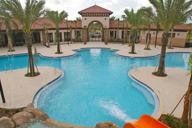 Family Villa, Sıcak Su Havuzu, Bahçeli