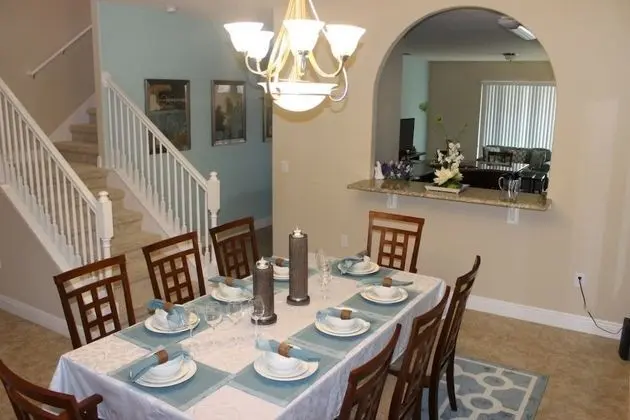 Family Villa, Sıcak Su Havuzu, Bahçeli