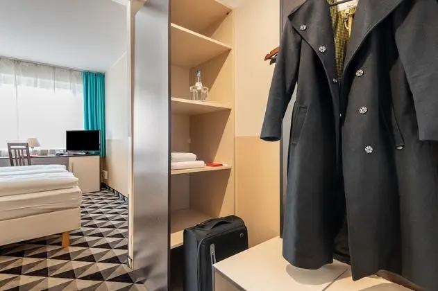 Comfort Tek Büyük veya İki Ayrı Yataklı Oda