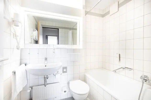 Üç Kişilik Oda, Küçük Mutfak