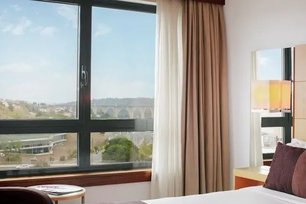 Superior Üç Kişilik Oda, Şehir Manzaralı