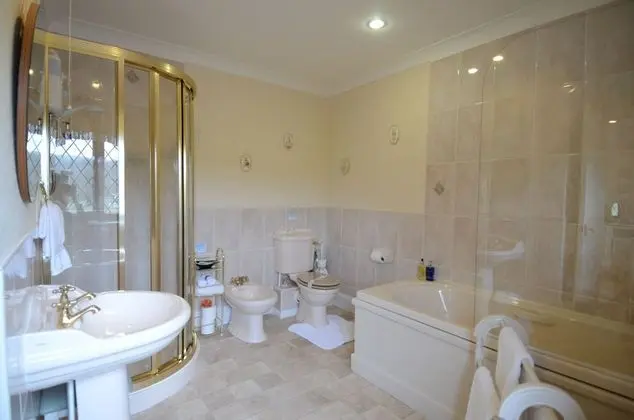 Luxury Guest Room
