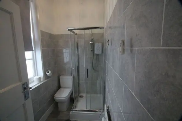 Standard Tek Büyük Yataklı Oda, Banyolu/Duşlu